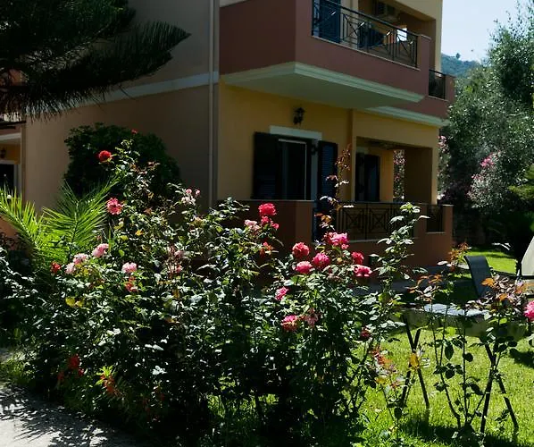 Elizabeth * Frínion